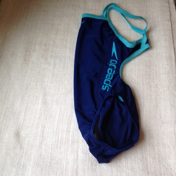 Speedo Girl's Solid Logo Flyback Swimsuit 28 - Picture 3 of 5